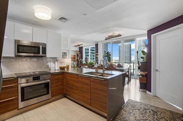 4 of 52 - 601 Ne 27th Street #1505, Miami, FL