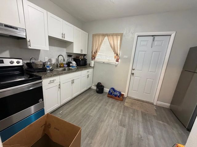 3 of 23 - 405 Nw 18th Avenue, Fort Lauderdale, FL