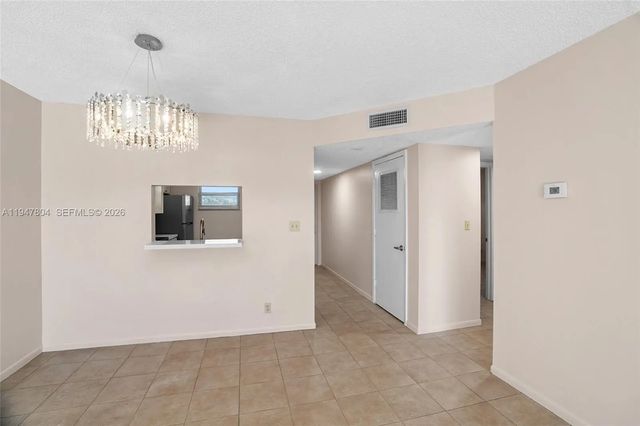 4 of 15 - 1100 Nw 87th Avenue #506, Coral Springs, FL