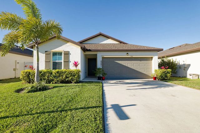 5221 Armina Place, Fort Pierce