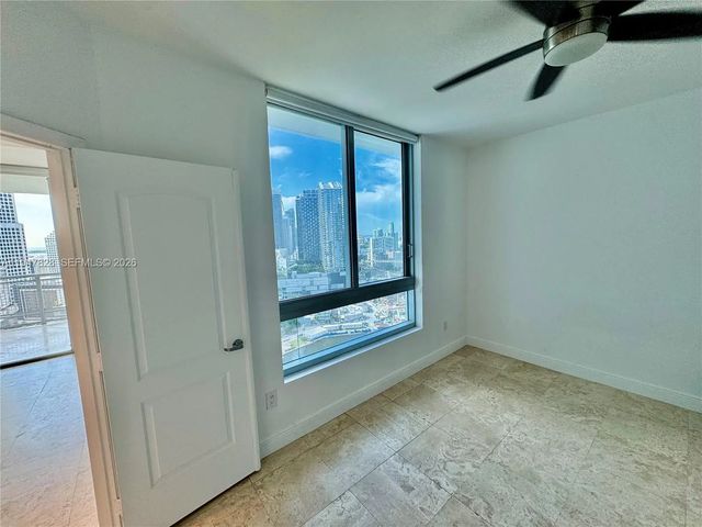 3 of 10 - 350 S Miami Avenue #2912, Miami, FL