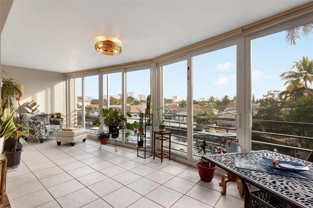 3050 Ne 47th Court #205, Fort Lauderdale