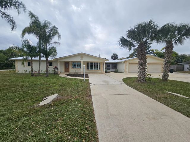 3 of 23 - 7301 Cabana Lane, Fort Pierce, FL