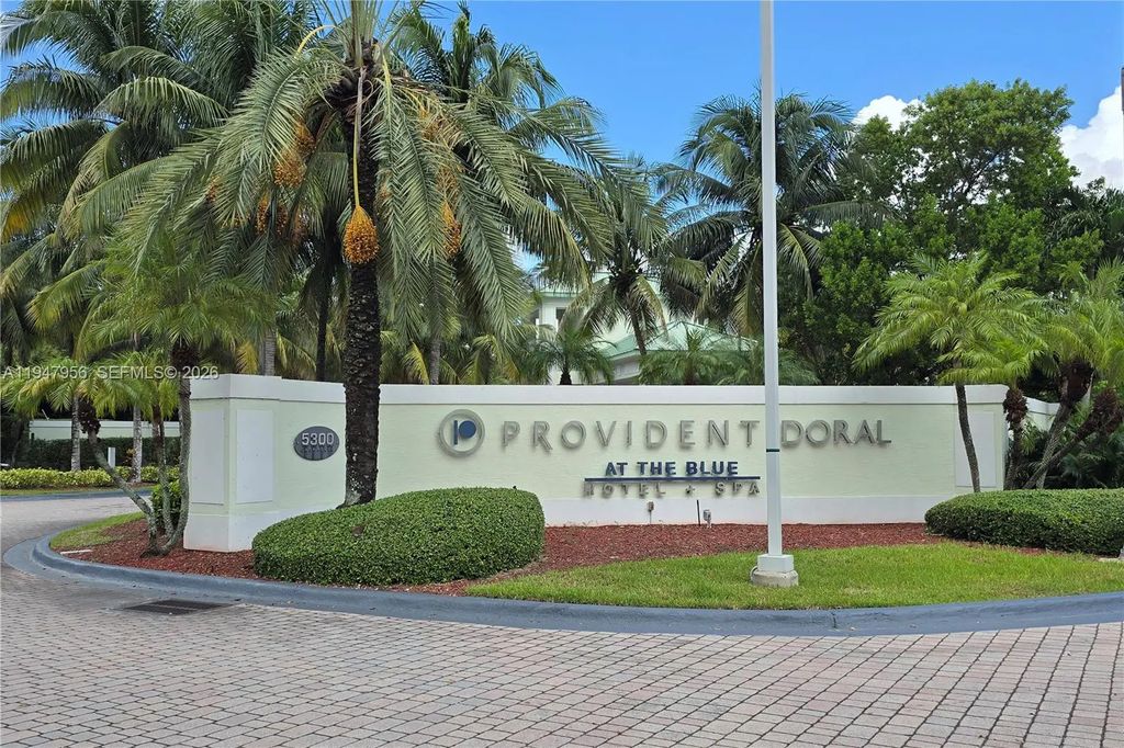 5300 Nw 87th Avenue #1212, Doral