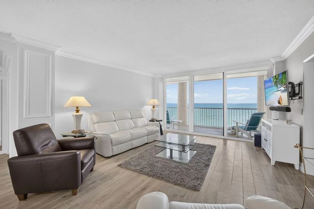 4 of 80 - 5400 N Ocean Drive #7b, Singer Island, FL