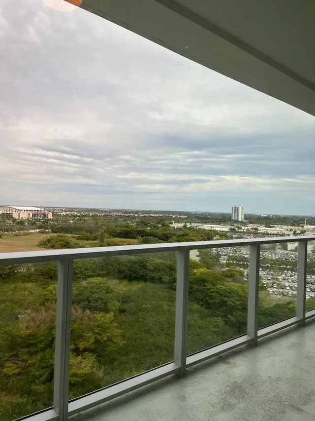 5 of 51 - 2000 Metropica Way #1602, Sunrise, FL