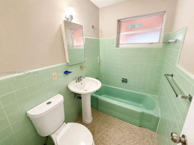 5 of 7 - 5181 Nw 5th Street, Miami, FL