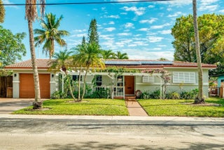 Photo of Listing #F10546163