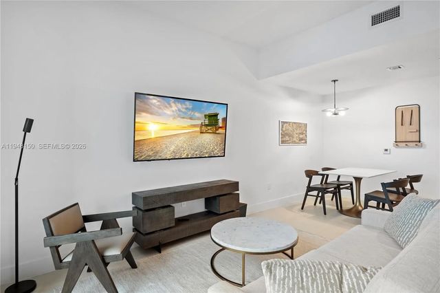 5 of 17 - 159 Ne 6th Street #5113, Miami, FL