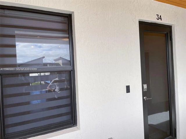 4 of 20 - 8151 Nw 104th Avenue #34, Doral, FL