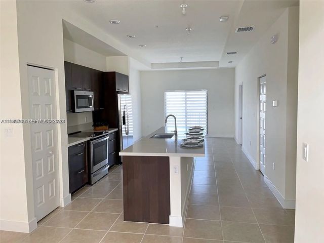 5 of 20 - 8151 Nw 104th Avenue #34, Doral, FL