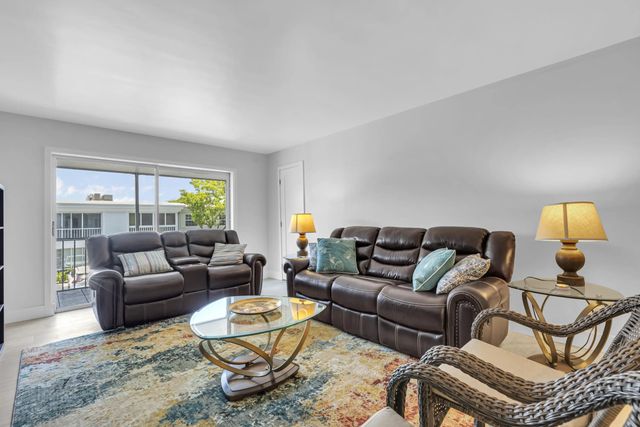 4 of 49 - 6487 Bay Club Drive #4, Fort Lauderdale, FL