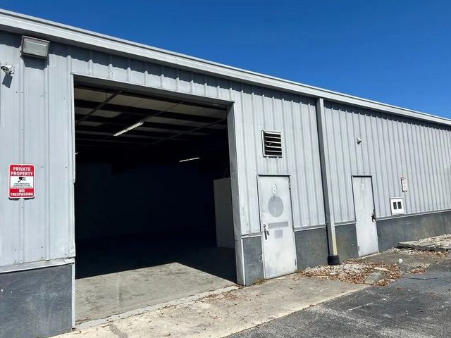 2 of 6 - 3541 Dr Martin Luther King Jr Boulevard, Riviera Beach, FL