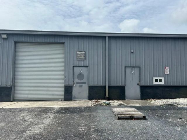 3 of 6 - 3541 Dr Martin Luther King Jr Boulevard, Riviera Beach, FL