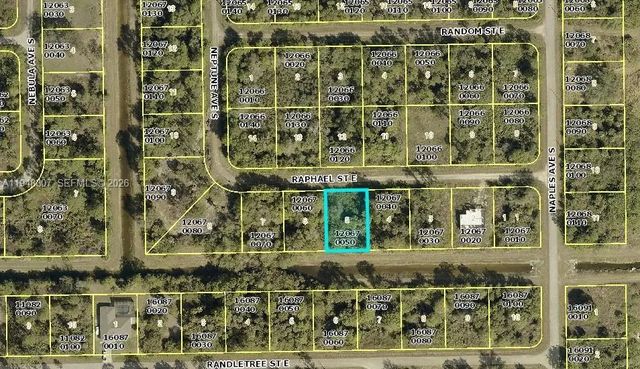 1238 Raphael Street E, Lehigh Acres