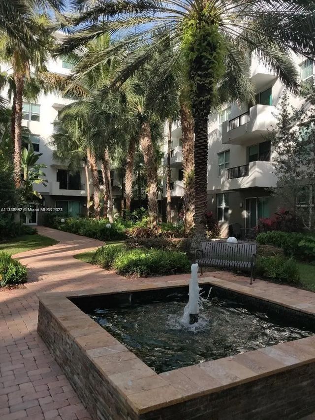 2 of 25 - 2401 Ne 65th Street #608, Fort Lauderdale, FL