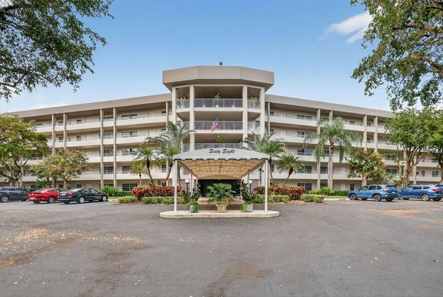 545 Oaks Lane #409, Pompano Beach