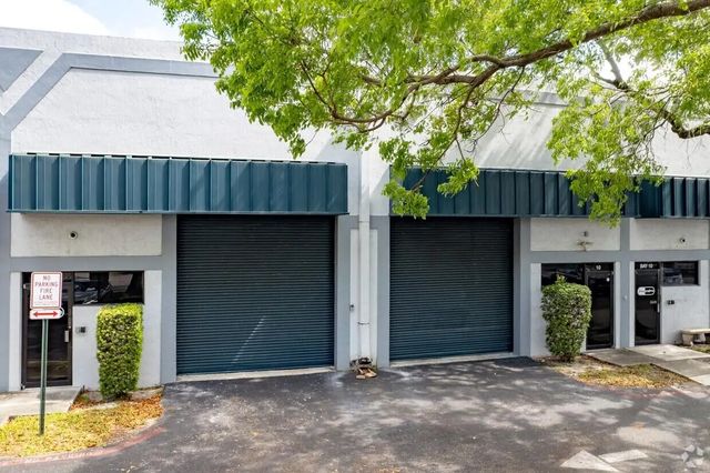 5 of 5 - 6741 W Sunrise Boulevard, Plantation, FL