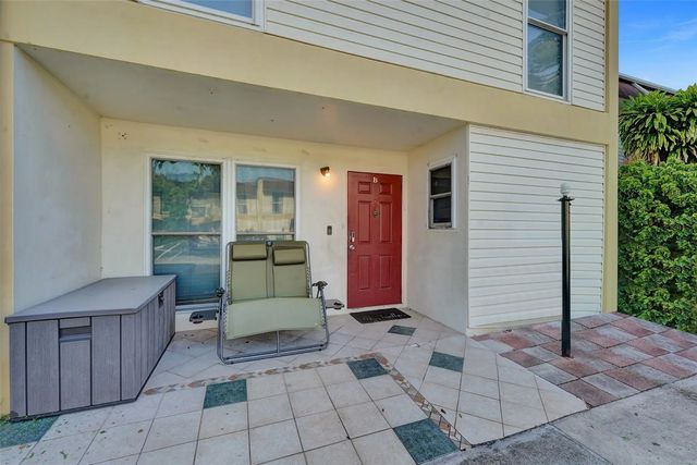 3301 Raleigh Street #4b, Hollywood