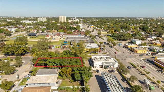 3 of 14 - 2226 Nw 46th Street, Miami, FL