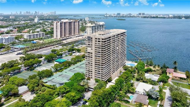 11113 Biscayne Boulevard #ph8, Miami