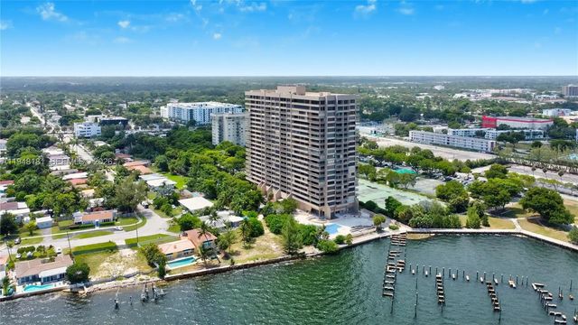3 of 41 - 11113 Biscayne Boulevard #ph8, Miami, FL