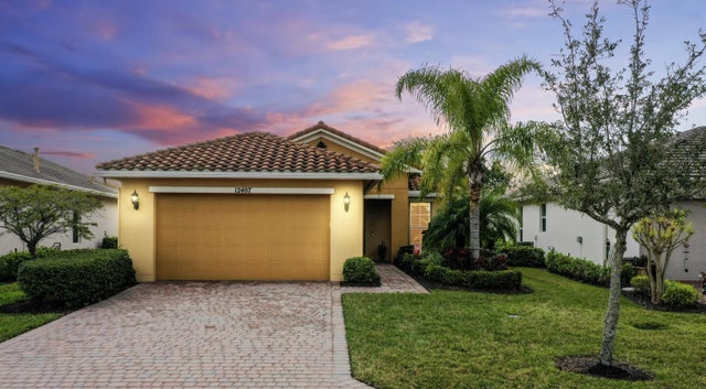 Photo of Listing #R11155784