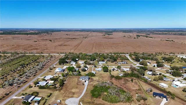 4 of 5 - 8636 W Hwy 70, Okeechobee, FL