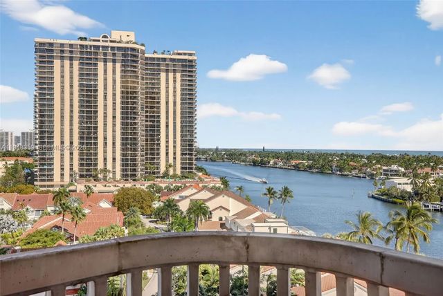2 of 57 - 19355 Turnberry Way #8l, Aventura, FL