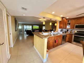 Photo of Listing #F10546249