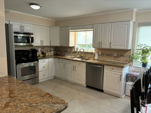 3 of 39 - 813 Se 10th Terrace Terrace, Deerfield Beach, FL