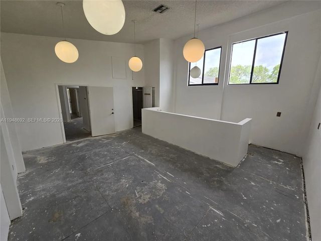 5800 N University Drive #unit A, Tamarac