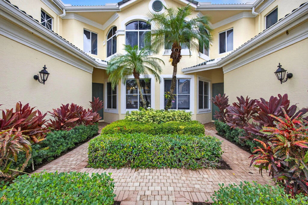 113 Palm Point Circle #a, Palm Beach Gardens