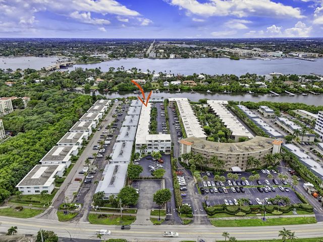 5 of 25 - 4001 S Ocean Boulevard #315, South Palm Beach, FL