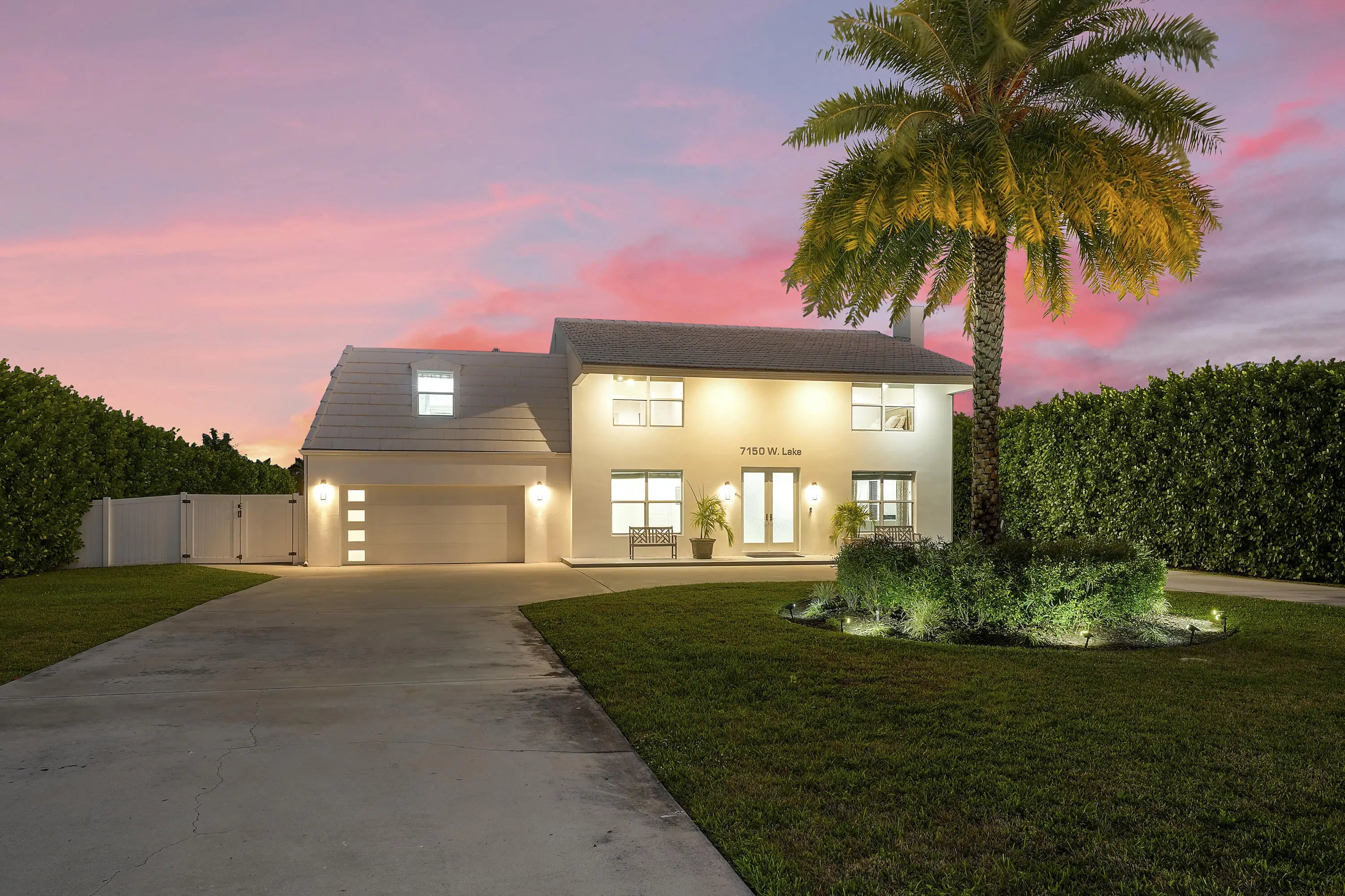 Homes for Sale in Lake Clarke Shores, FL