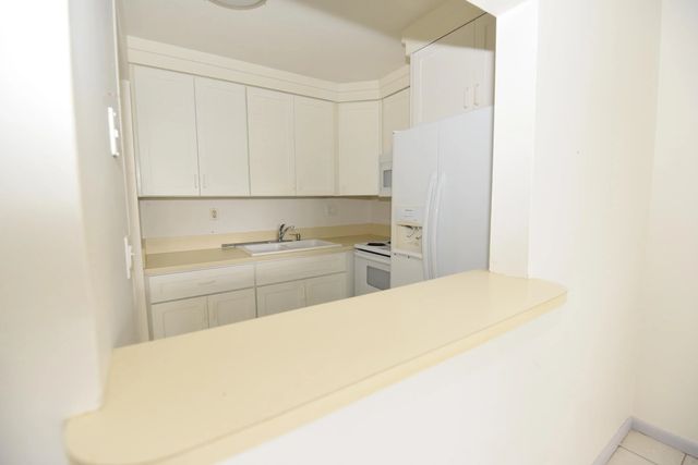 2 of 16 - 164 Andover G, West Palm Beach, FL