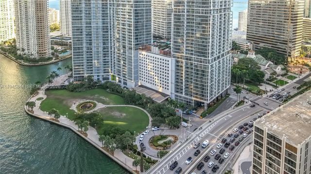 3 of 37 - 475 Brickell Avenue #4215, Miami, FL