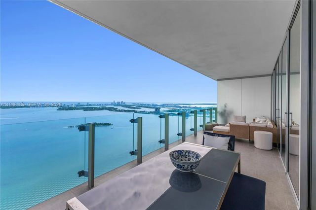 2 of 33 - 700 Ne 26th Terrace #4701, Miami, FL