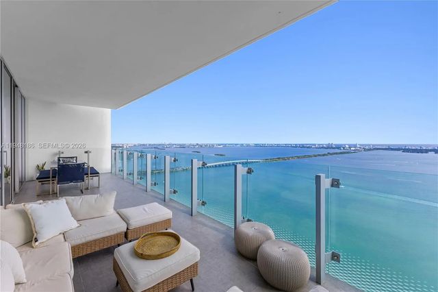 3 of 33 - 700 Ne 26th Terrace #4701, Miami, FL
