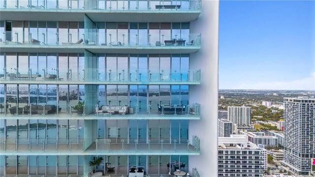 4 of 33 - 700 Ne 26th Terrace #4701, Miami, FL