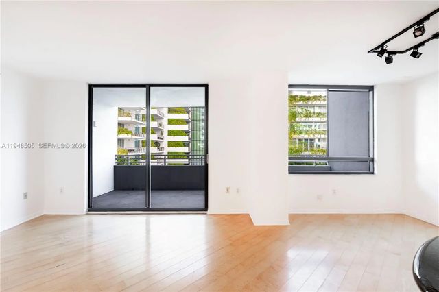 5 of 21 - 1330 West Avenue #610, Miami Beach, FL