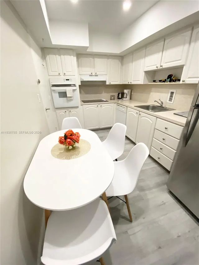 5 of 20 - 4001 S Ocean Drive #4m, Hollywood, FL
