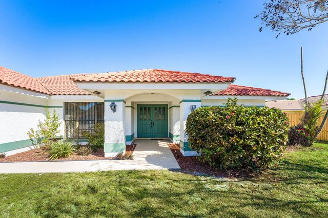 4 of 33 - 2057 Amesbury Circle, Wellington, FL