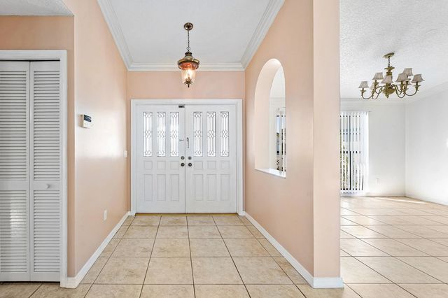 5 of 33 - 2057 Amesbury Circle, Wellington, FL