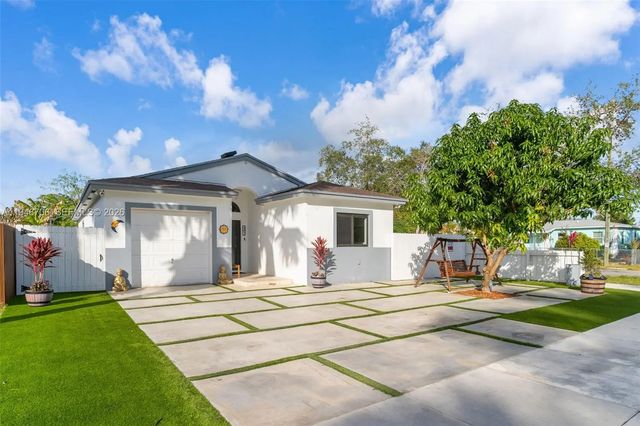 3 of 37 - 407 Nw 9th Court, Homestead, FL
