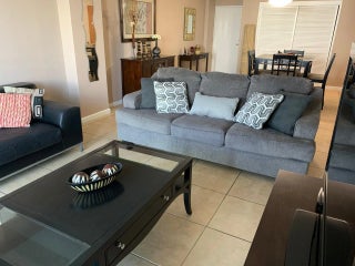 Photo of Listing #R11156032