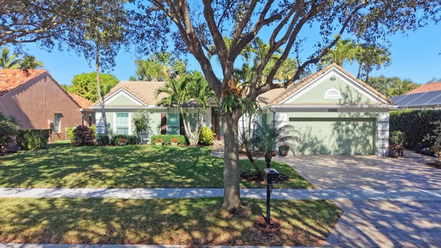 10299 Hunt Club Lane, Palm Beach Gardens