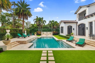 Photo of Listing #R11156076