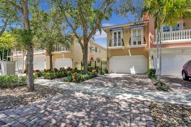 3 of 75 - 1115 Ne 14th Avenue, Fort Lauderdale, FL