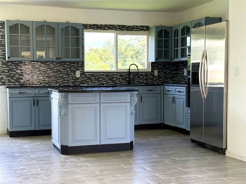 3311 Sw Ensley Court, Port St. Lucie
